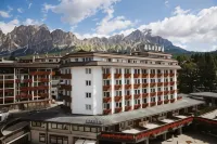 Hotel Alaska Cortina - Haustierfreundliche