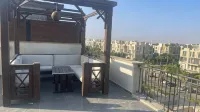 Modern studio in courtyard Beverly hills - parking