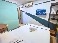 สมายล์ โรงแรม C180 เชราส เซลาตัน โรงแรมในเชรัส