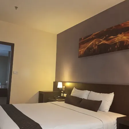 Grand Hawaii Hotel