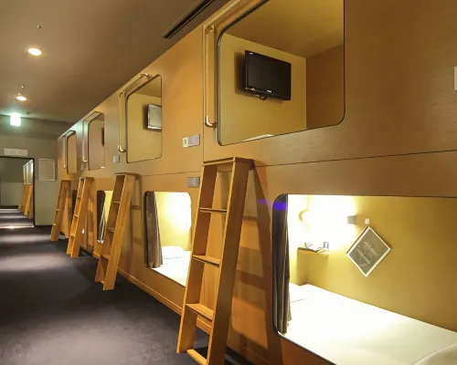 Nikoh Capsule Hotel Refre - Hostel - Caters to Men Hotels in Sapporo