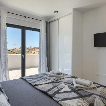 Wunderschöne Villa mit Schwimmbad, Grill, Wifi, Kostenloses Wlan
