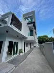 J Spazio Apartelle and Cafe - Alojamientos