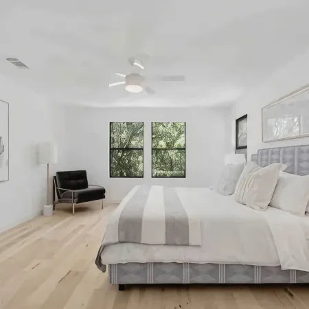 Stylish home 15 minutes from S Congress and ACL