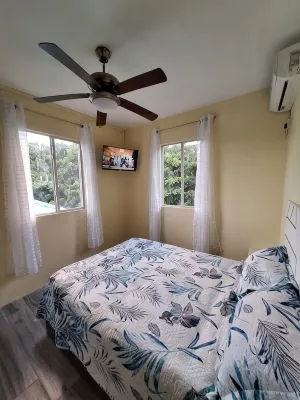 Ackee Green Rental - 2 bedrooms/5 mins from Beach/Shopping Malls/Street Party - 2성급