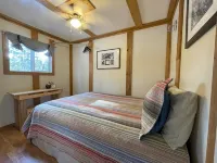 Cozy Fireside Cottage - Spoolmak Socialhouse - WiFi