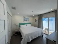 Private Heated Pool-2 Blocks to Beach-Tropical Courtyard-"Villa St.Barth" - 4-Star