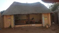 Simoonga Village Backpackers and Cafe - Hostels