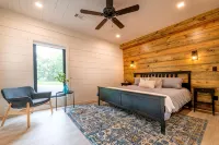 Eagle Bluff Cabin at Greers Ferry Lake - 4-Star