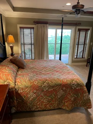 Beachside Breeze - Pools, Hot Tub, & Private Beach Access - バスタブ