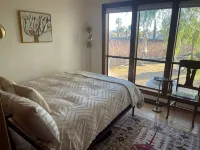Spacious modernized 5-bedroom farmhouse on vineyard - 4-Star
