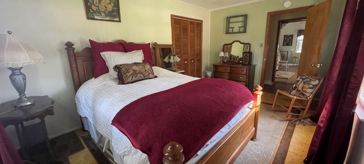 Peaceful cottage in farmland - close to Luray, Shenandoah River & National Park Hotels in Page County