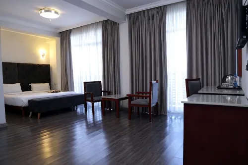 Trinity Hotel - Ramah Hewan Peliharaan
