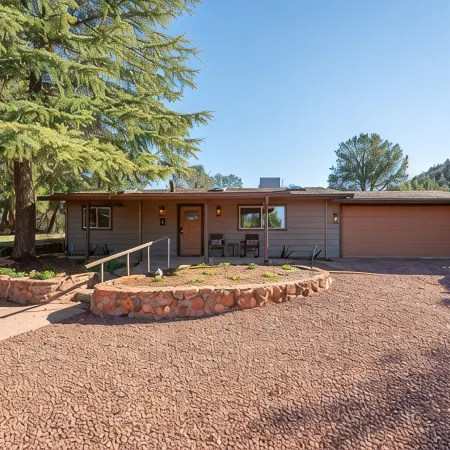 Remodeled, Centrally Located in Sedona 2 Bed / 2 Bath Home