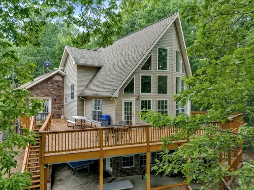 Smith Lake ,Off I65,Sleeps 25, Rocket Fiber Internet!  Deep Water, Pets Ok. - Balkon