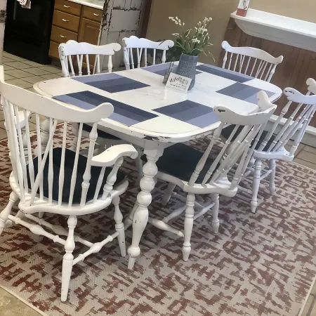 3B/1FB/Kitchen, Center of Town, The Cottage @ the Manor