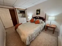 Cozy lake front unit close to Honesdale, Elk Mountain, Scranton & much more! - 3-Star