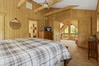 Lake Lure is Open. Come Stay with us. the Lake is Around the Corner. - Chalets