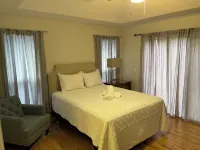 Charming 3-bedroom house with AC and WiFi in fabulous Jupiter, close to beaches - Homestays