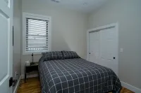 Luxury Stay DT Houghton, 2 Bed, 1 Bath Suite B - Wifi