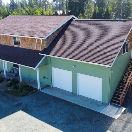 Caddy Shack Chateau- Spacious 4 bd/3.5b+Game Room, only 6 miles to Bandon Dunes!