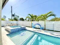Newly builded house with a pool in Naples Park - 4 stjerner