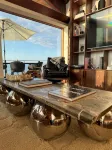 The Lake House - private house on Lake Erie - 10 min from downtown - Homestays