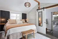 Hot Tub, Couples Hideaway, Private, Gazebo, Serene,  Country, Birds,  Wildlife - 4-Star