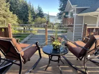 “The Cove” A Quiet Retreat Between Alaskas Ocean and Forest - Butik