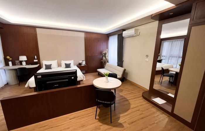 M-LIVIN Dorm Hotel