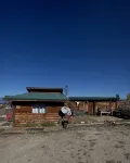 Wilderness Spirit Cabins 'Bear Cave' cabin-family friendly/sportsman paradise - Chalets