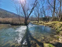 NC Cabin Creekside: Stunning Creek Views, Sleeps 7 —5 Stars - Hot Tub