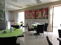 Hotel Nelton - breakfast
