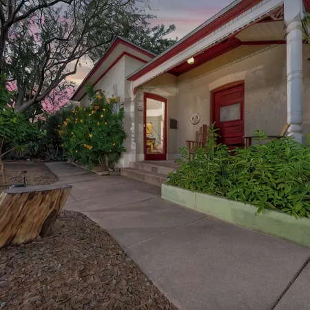 Beautifully furnished historic home with heated pool close to Downtown Tucson.