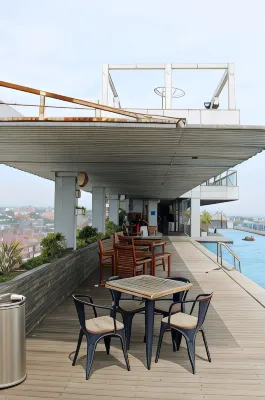 Sun Apartment Semarang - Holiday Apartments