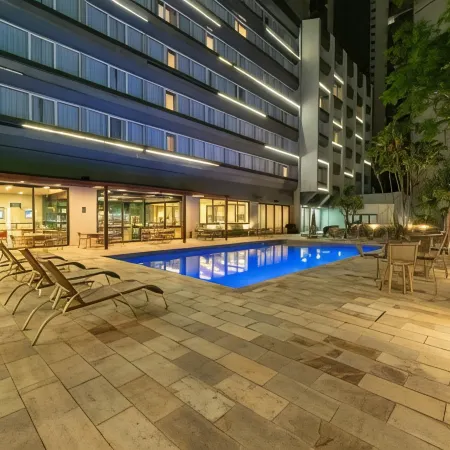 Hotel Deville Prime Maringá