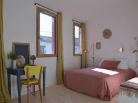 Le Bivouac - Toulouse Hotels near Espace Gramont