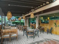 Lanta Garden Hill Resort & Apartments - Condos