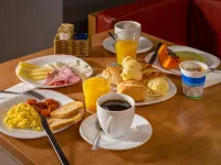 Ibis Santos Gonzaga Praia - Breakfast