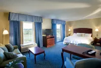 Hampton Inn & Suites Lake Wales - parking