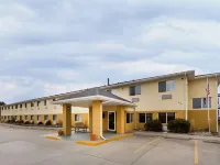 Baymont by Wyndham Billings Hotels in Billings
