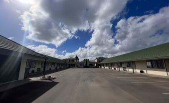 Camelot Motor Lodge and Conference Centre