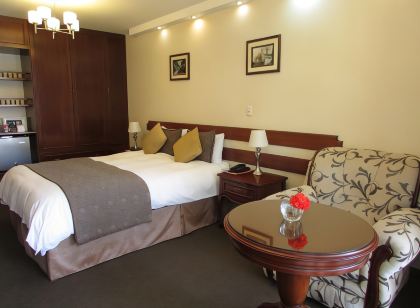 Queen's Villa Hotel Boutique