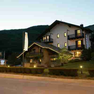 Hotel Chalet la Meridiana Hotel Exterior