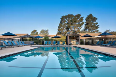 Chaminade Resort & Spa