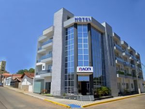 Racini Suites Hotel