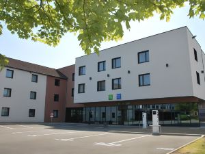 Ibis Styles Valenciennes Petite Foret