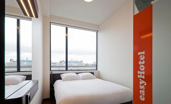 EasyHotel Amsterdam City Centre South