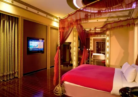 Royal Group Motel Wu Yin Branch