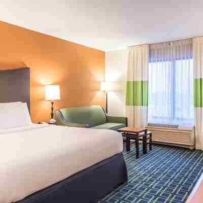 Fairfield Inn & Suites by Marriott Muskegon Norton Shores Rooms